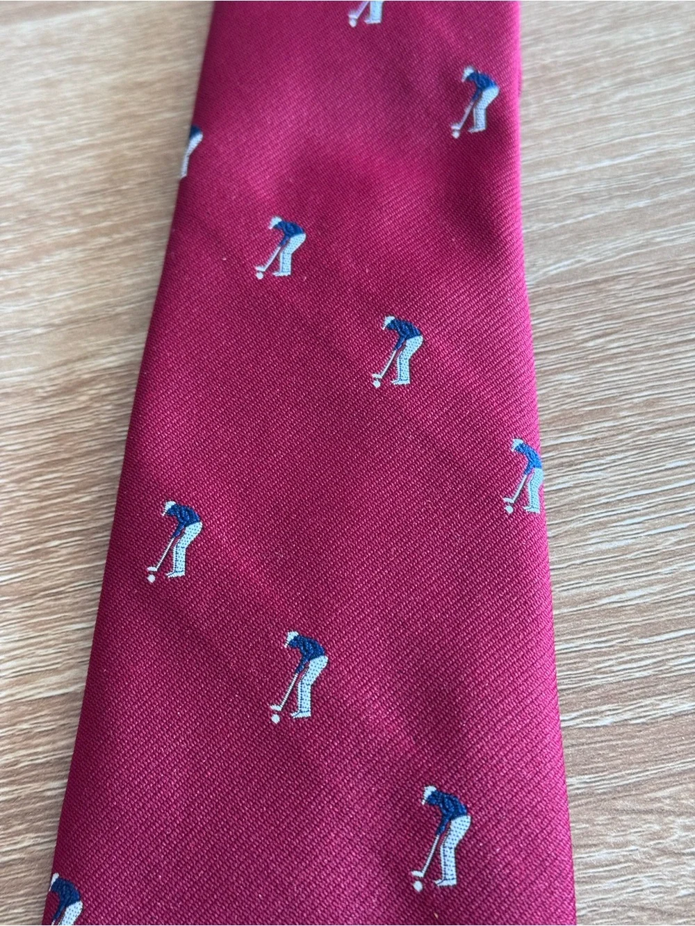 Classic Men's Burgundy Tie with Golf Motif